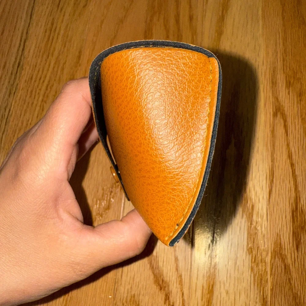 Ray-Ban Tan Sunglasses Holder and Cloth cleaner